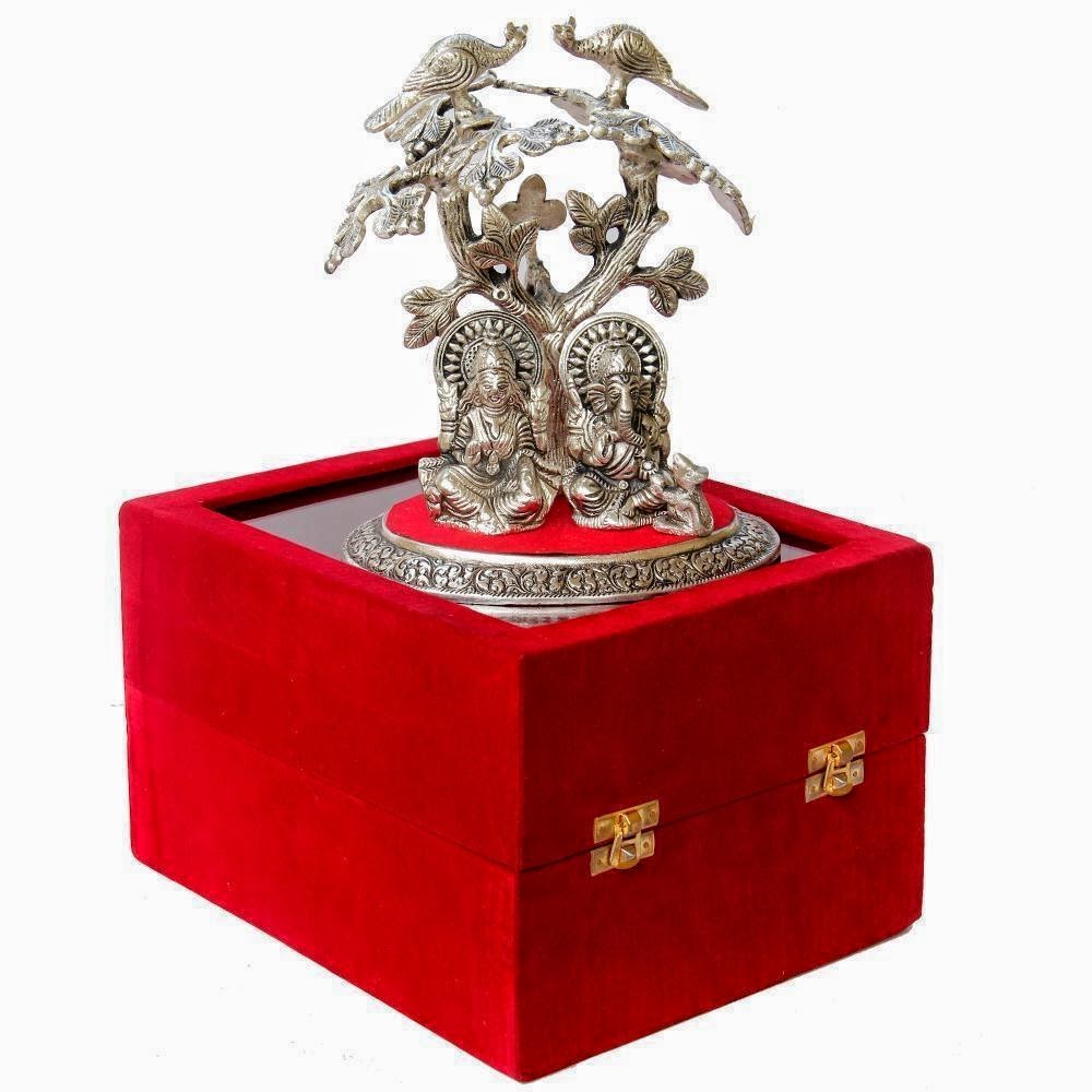 Corporate Gifting Companies Mumbai | Royale Collections